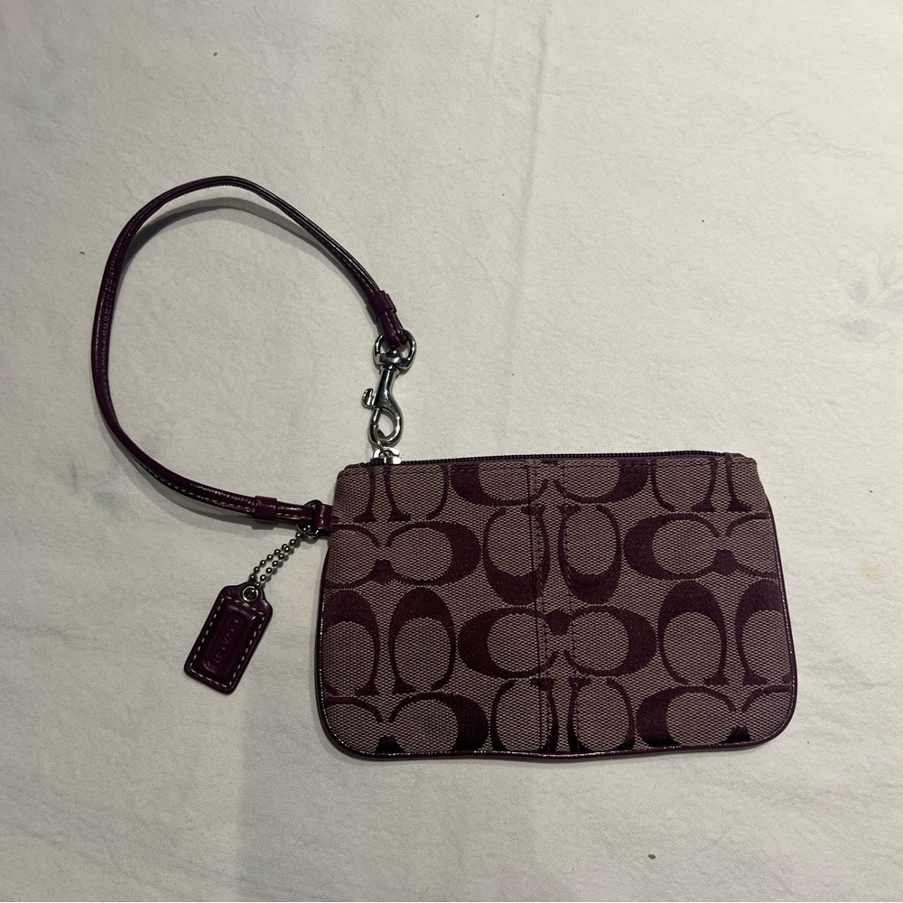Coach Signature Pattern Purple Wristlet